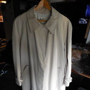 Tan London Fog Trench Coat Jacket Ladies 16 Full Length 48” - minor issues